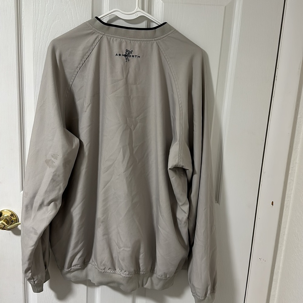 Sweater - Picture 3 of 3